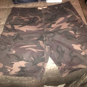 Men’s cargo army fatigue shorts